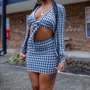 2 piece white and black set plaid